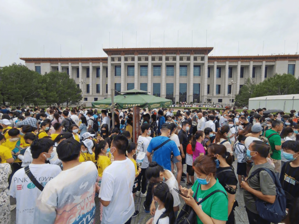 全國多地博物館連日爆滿。 資料圖