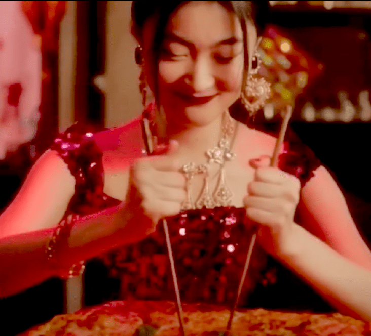 Dolce&Gabbana《起筷吃飯》片惹議。 網圖