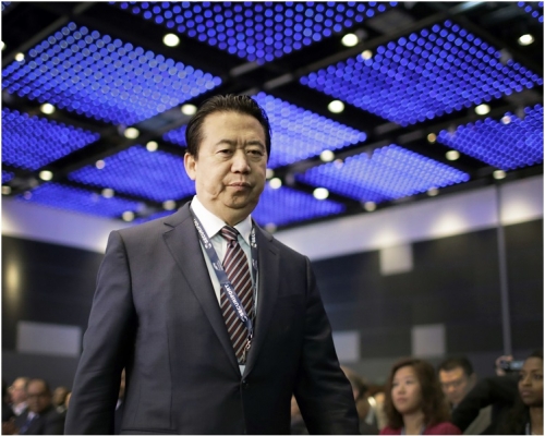 孟宏偉(圖)涉嫌收受賄款,孟妻子否認丈夫涉貪。美聯社資料圖片