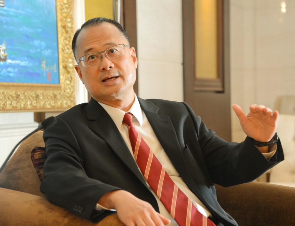 中華總商會會長蔡冠深。 資料圖片