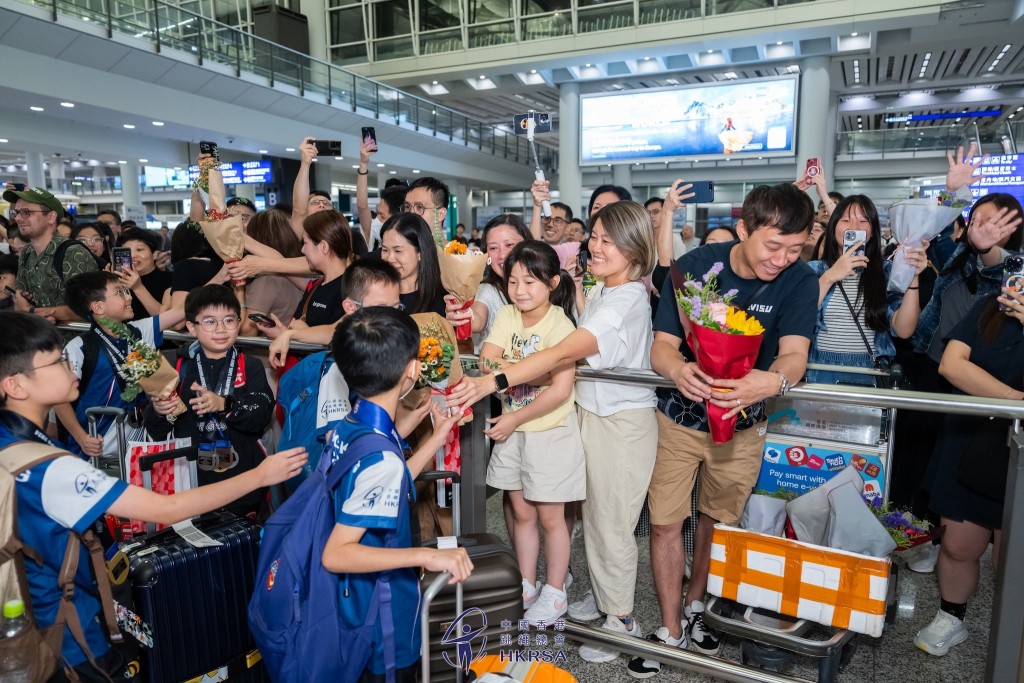 跳绳港队在亚锦赛横扫118面奖牌。 中国香港跳绳总会图片