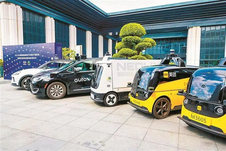 已有10多家企业在深圳开展无人驾驶智能车测试。深圳特区报