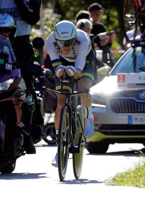 丹尼斯2018年及2019年连续赢得UCI男子个人计时赛冠军。路透社
