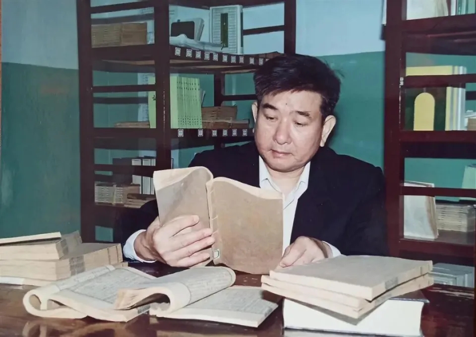 1975年開始，宗福邦參與《漢語大字典》編纂工作。