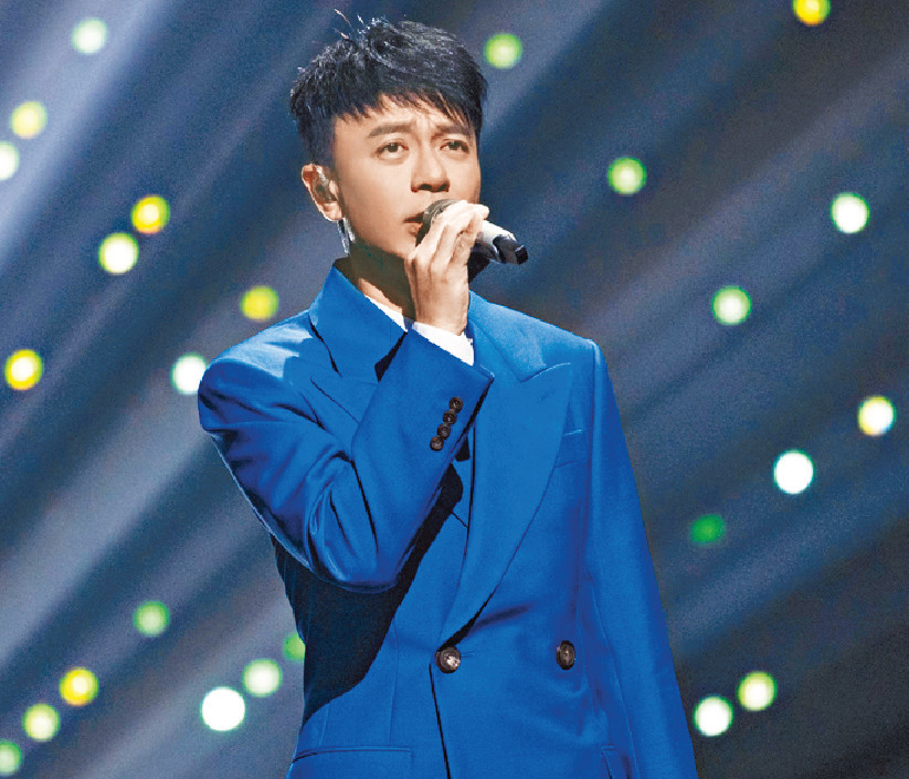 ■李克勤演繹《傻女》，獲觀眾讚好。
