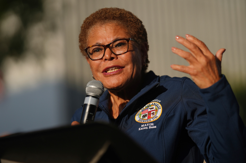 洛杉磯現任市長巴斯（Karen Bass）。 美聯社