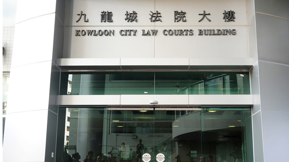 事主稱已原諒教師,但後來被校方處處針對及「禁錮」在學校支援中心,「連去小食部、去廁所都要老師陪同」,故兩年後始決定報警。資料圖片