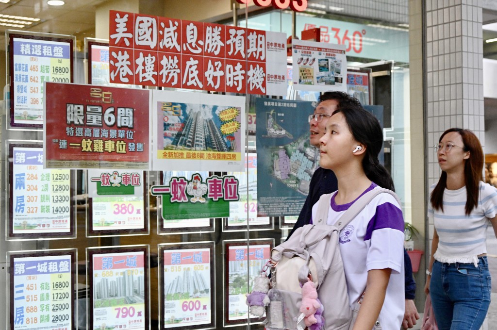 梁志堅預測樓價在年底會有5至10%升幅，又料未來推出的新樓盤「肯定會加價發售」。