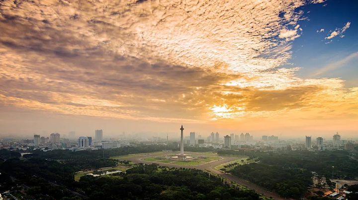 置身雅加达柏悦酒店，可赏到国家纪念塔及周遭的美景。