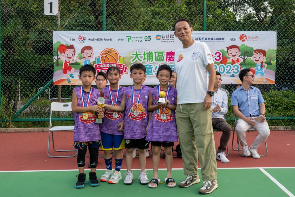 「Fearless」奪得「大埔區慶回歸3x3 兒童少年籃球賽2023」新增設的U9混合組冠軍。