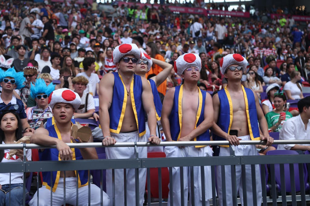 觀眾扮演各種卡通人物。