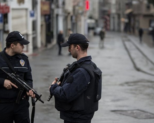 警方初步调查指枪击事件疑是报复杀人。AP