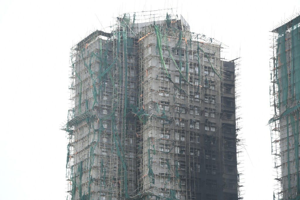 滅火工作大致完成。 滅火工作大致完成。