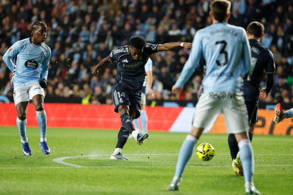 曹亞文尼替皇馬先開紀錄。美聯社