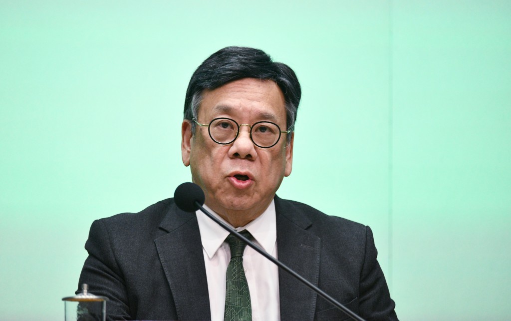 商務及經濟發展局局長丘應樺表示，「內地企業出海專班」將協調各政策局、部門和機構，為「出海」企業制訂多元方案。