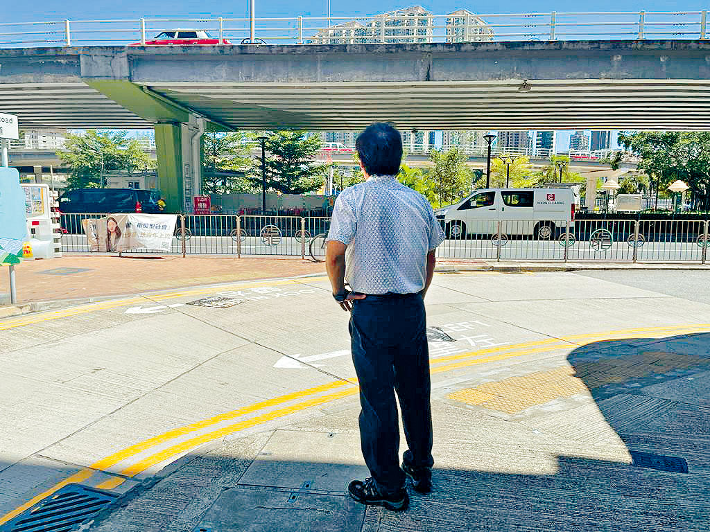 騙案苦主阿其痛失逾260萬，大歎令到日常娛樂及工作均受影響。
