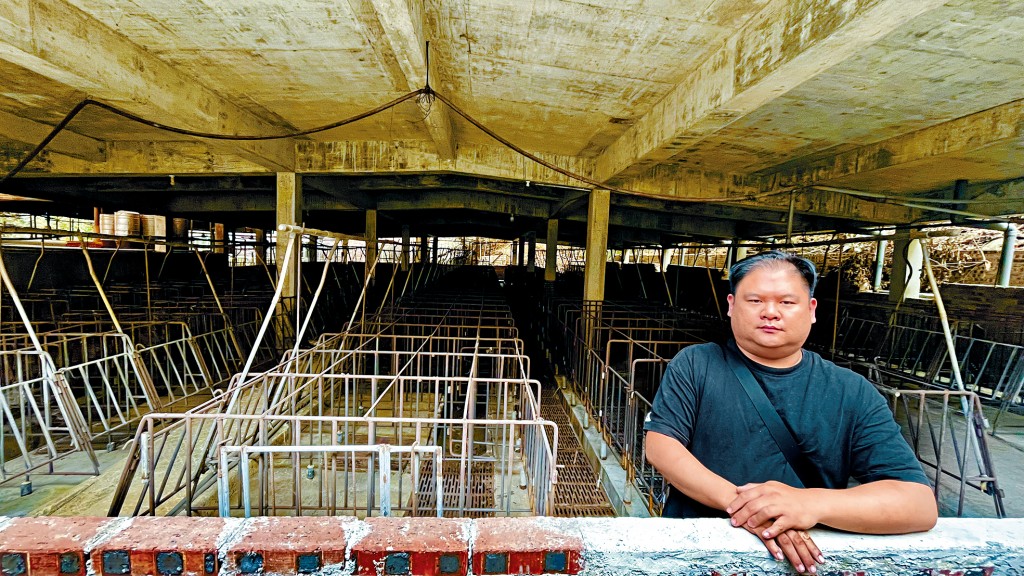 來到40歲的人生關口，黃碩鋒慨歎無法守住家業，自己亦陷入人生交叉點。