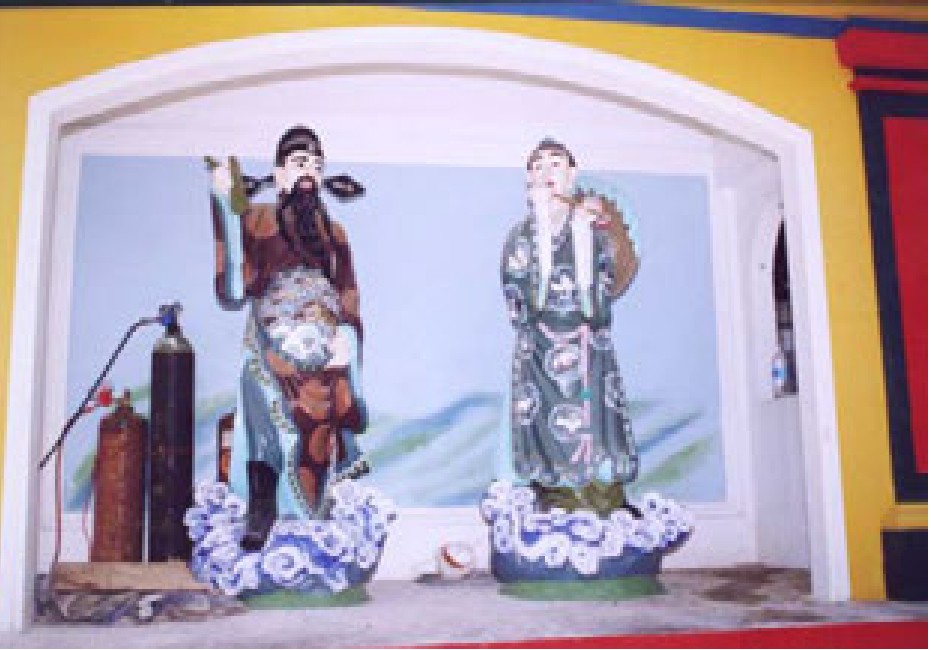 萬金油花園的抺灰塑像（八仙）。圖：香港歷史文物-保育.活化