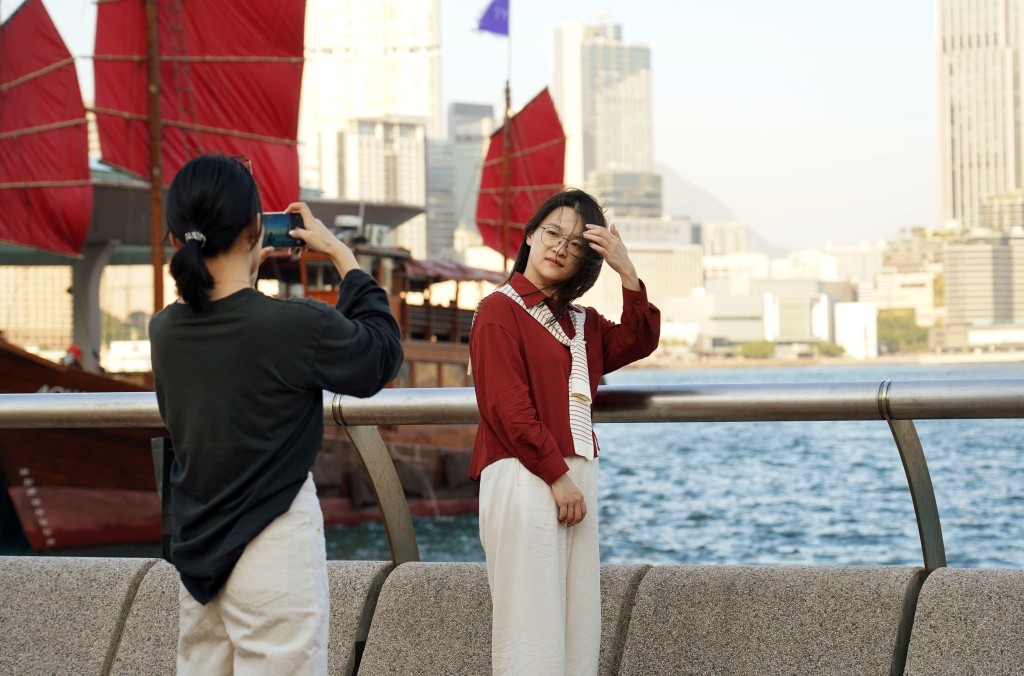 東北季候風將於本周後期再臨，周四市區將再降溫至20度。