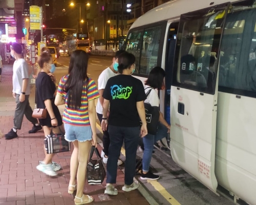 行動中共拘捕3名外藉女子。圖:警方提供