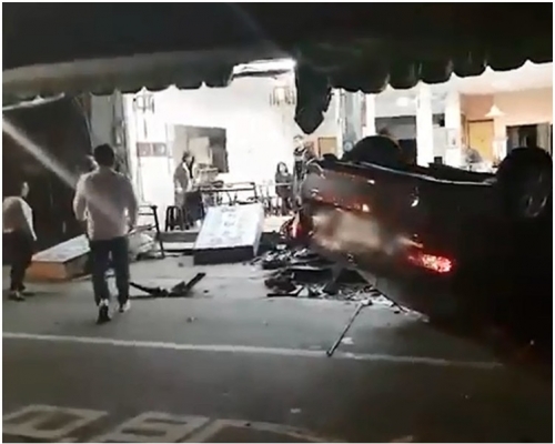 肇事私家车事后反转。网图