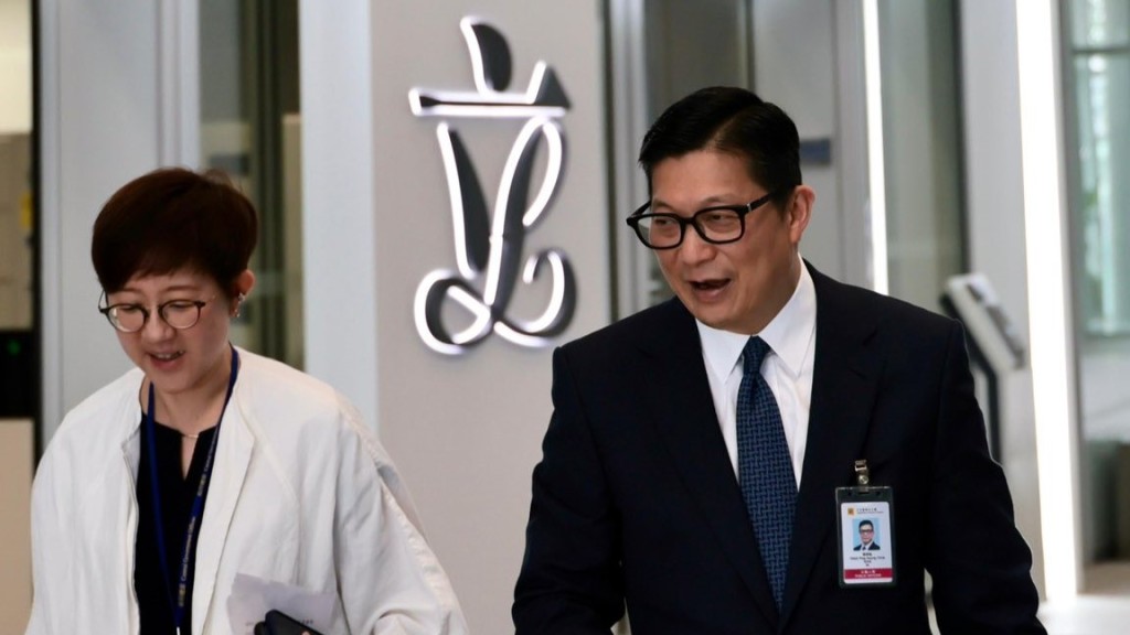 保安局局長鄧炳強。鄧炳強fb