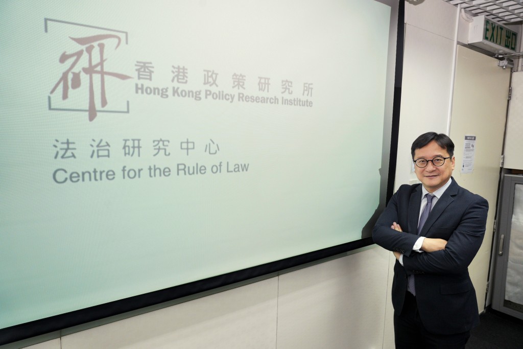 香港政策研究所法治研究中心主任陳澤銘形容，推行新制度是「摸著石頭過河」，認為「新土地先行」下，不會有大批量註冊數目令登記機制難以負荷。 歐樂年攝