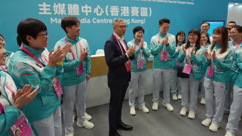 全运会︱廉署50名义工全力支援全运会 廉政专员胡英明到场探班打气 