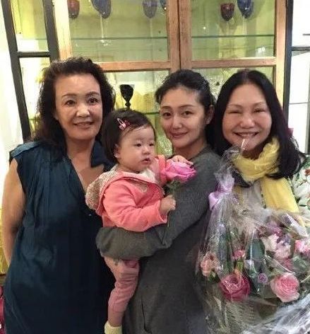 大S上月單方面宣布離婚,媽媽與婆婆都說只是夫妻吵架,叫大家給他們空間。