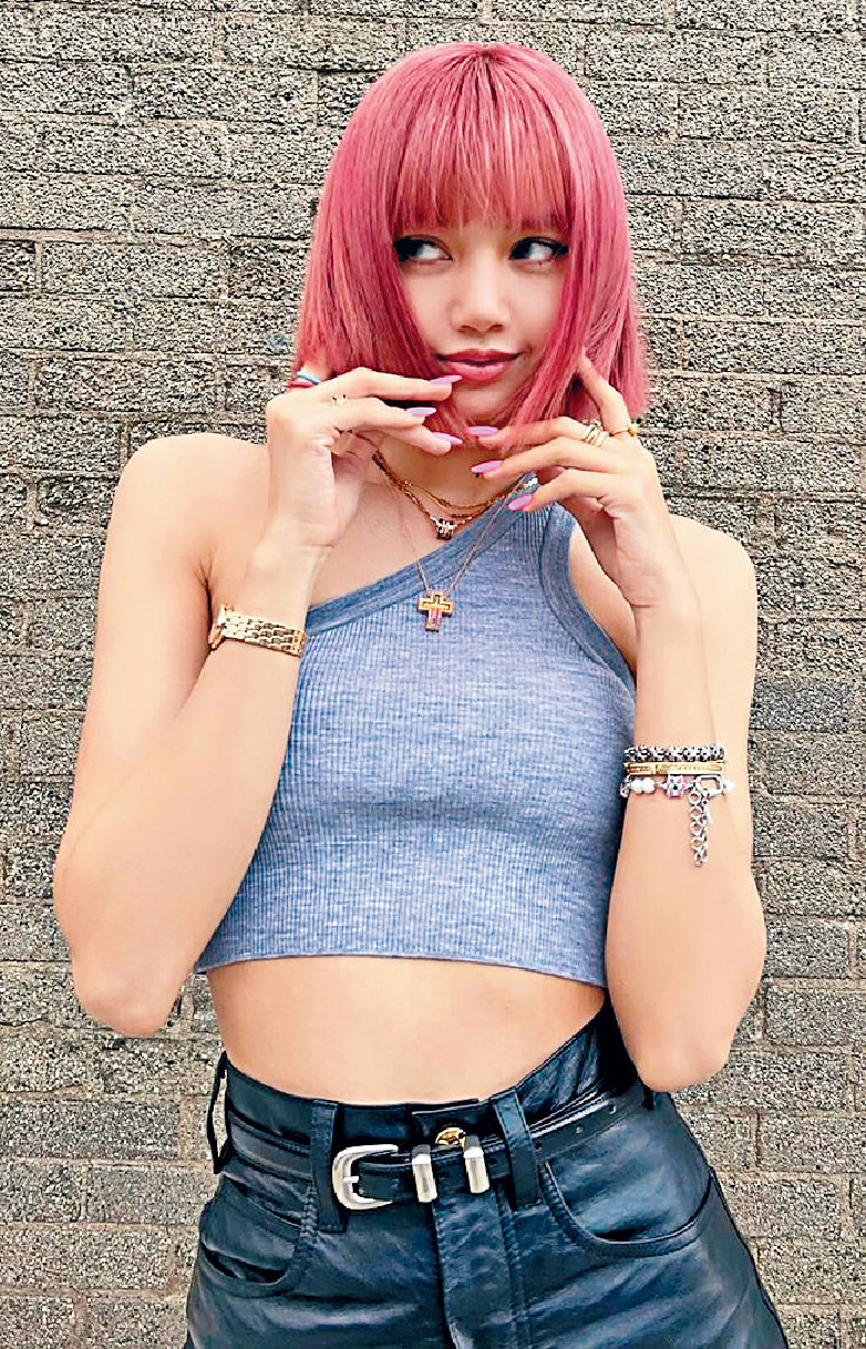 ■Lisa確診新冠肺炎後已停工。
