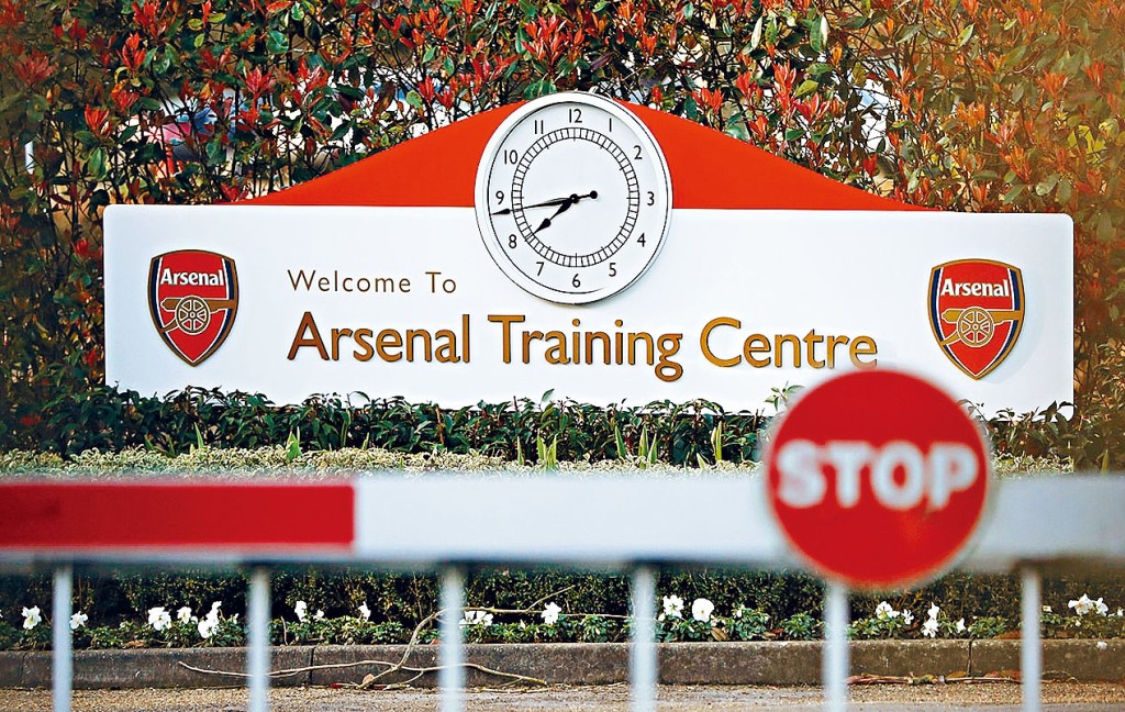 阿仙奴周一率先重開訓練場。