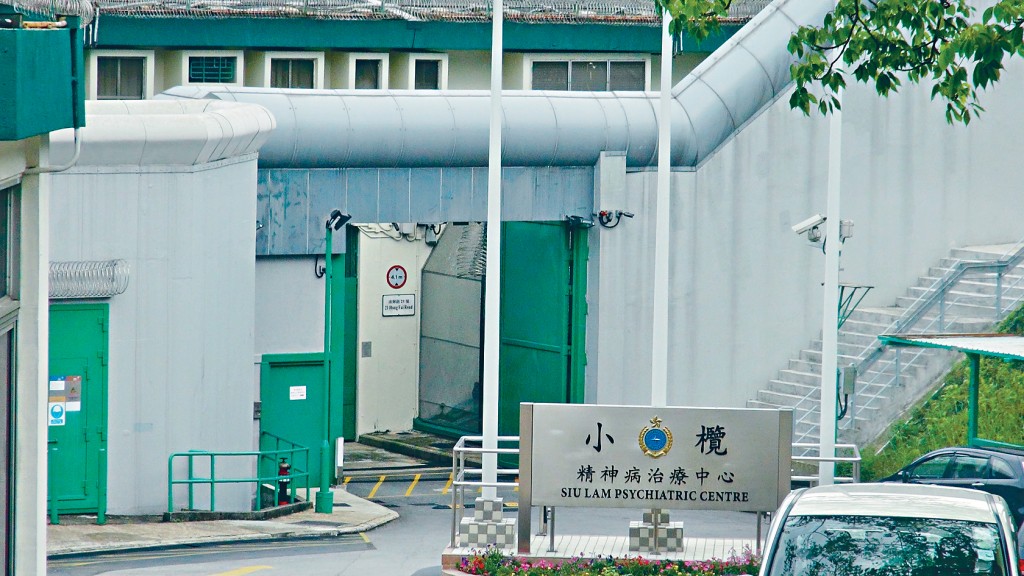 越南籍露宿者3年前還押小欖期間以長褲纏頸,送院後不治。