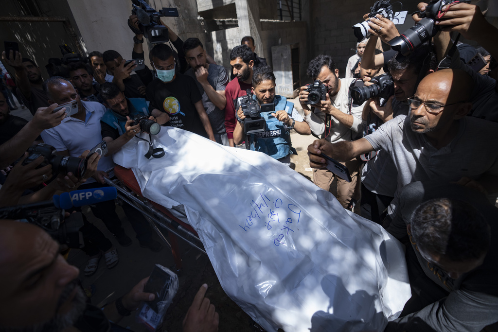 「世界中央厨房」7工作人员在加沙遇空袭丧命。美联社