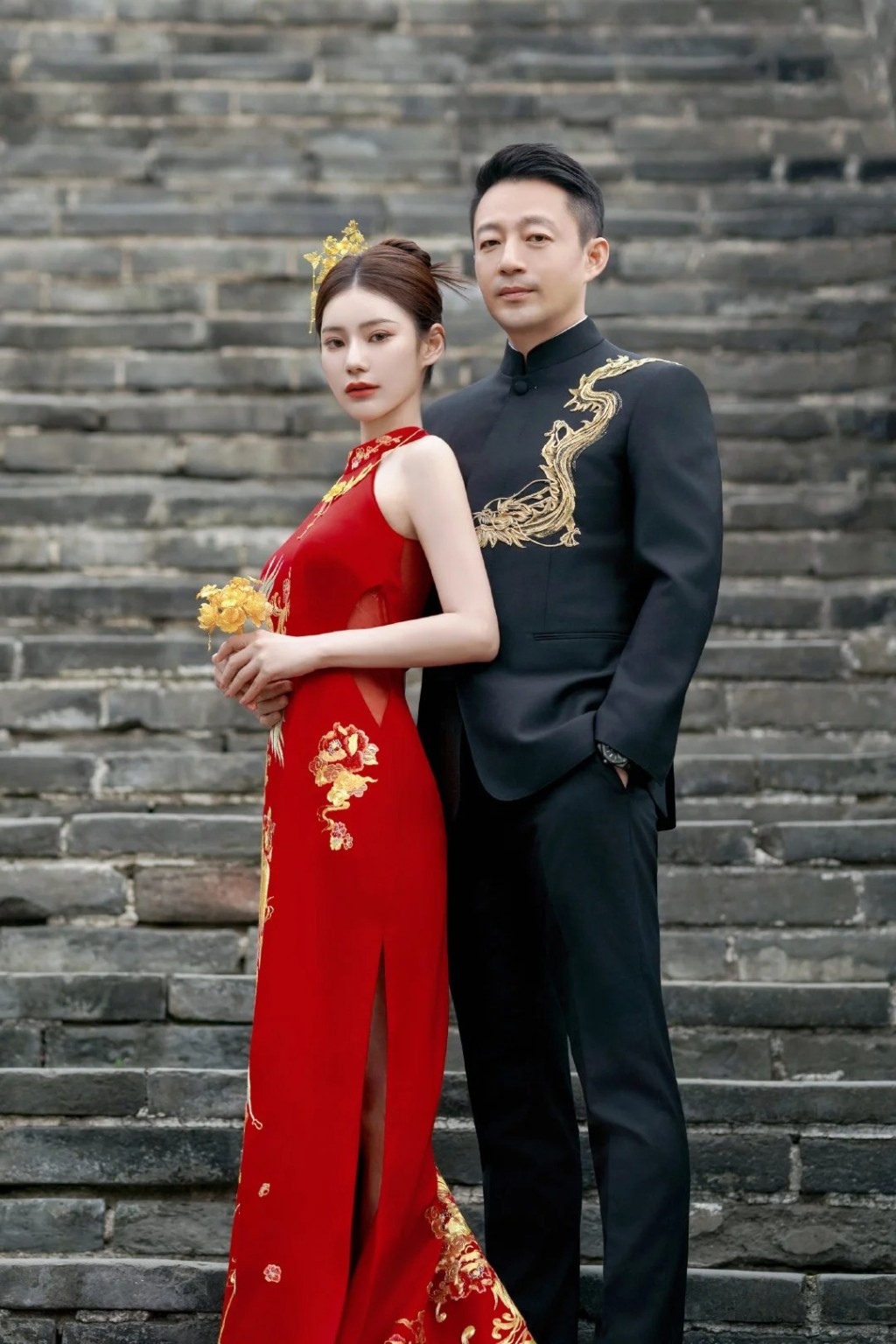 汪小菲和馬筱梅的結婚相曝光。 汪小菲和馬筱梅的結婚相曝光。