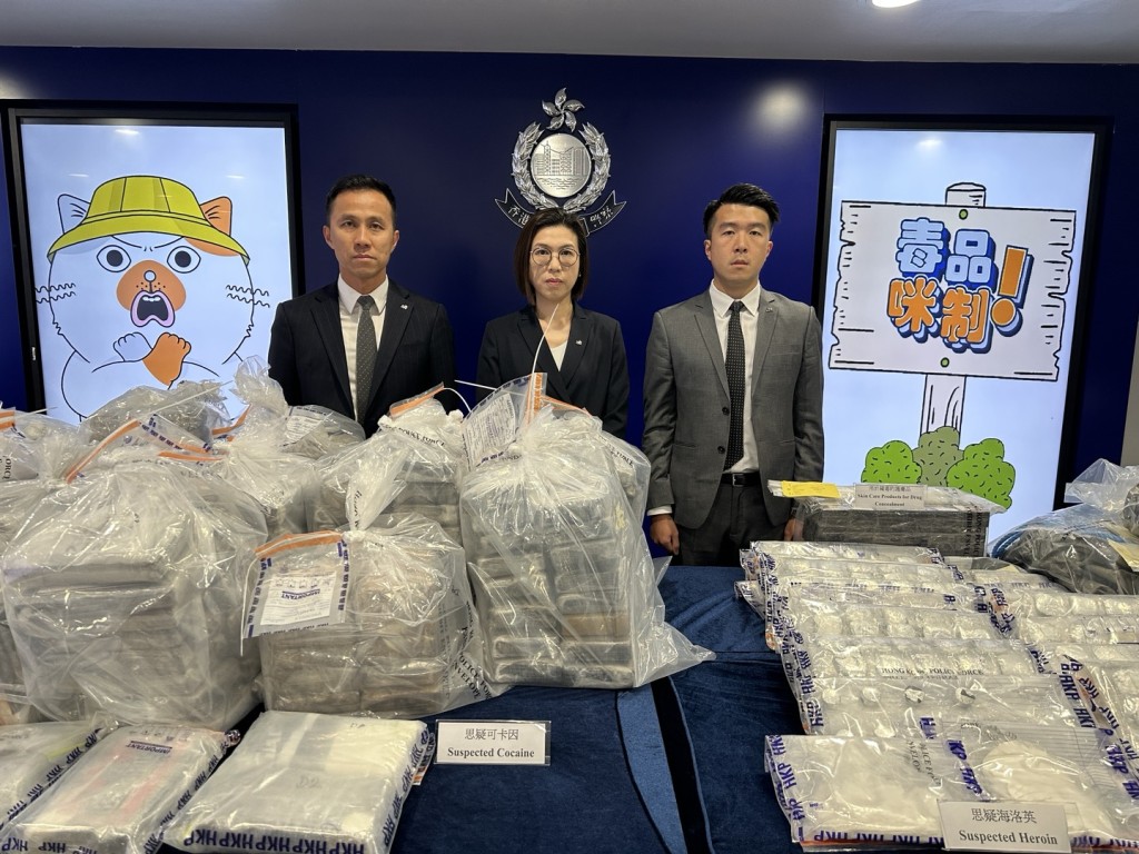 警方指今次行動中所檢獲的可卡因，亦是香港本年最大的單一案件檢獲量。