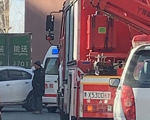 多辆救护车抵达现场。网图