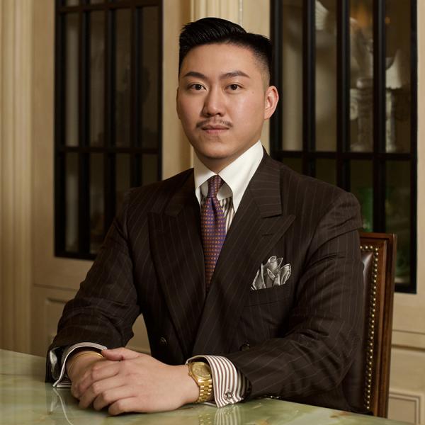 陸俊傑大律師（Lawrence Luk）現年34歲。