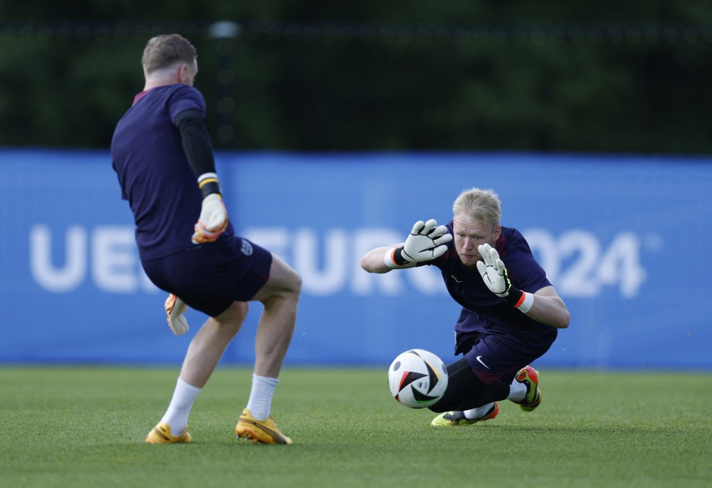 英格蘭正積極備戰今晚對斯洛文尼亞的比賽。Reuters