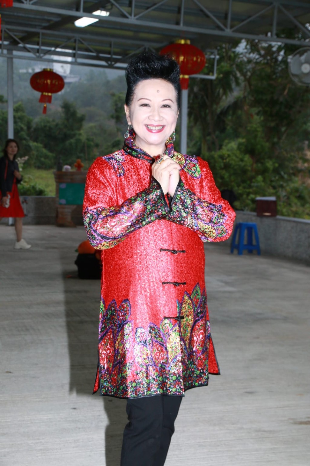 家燕姐表示去年豬籠入水,今年的工作亦排到中秋。