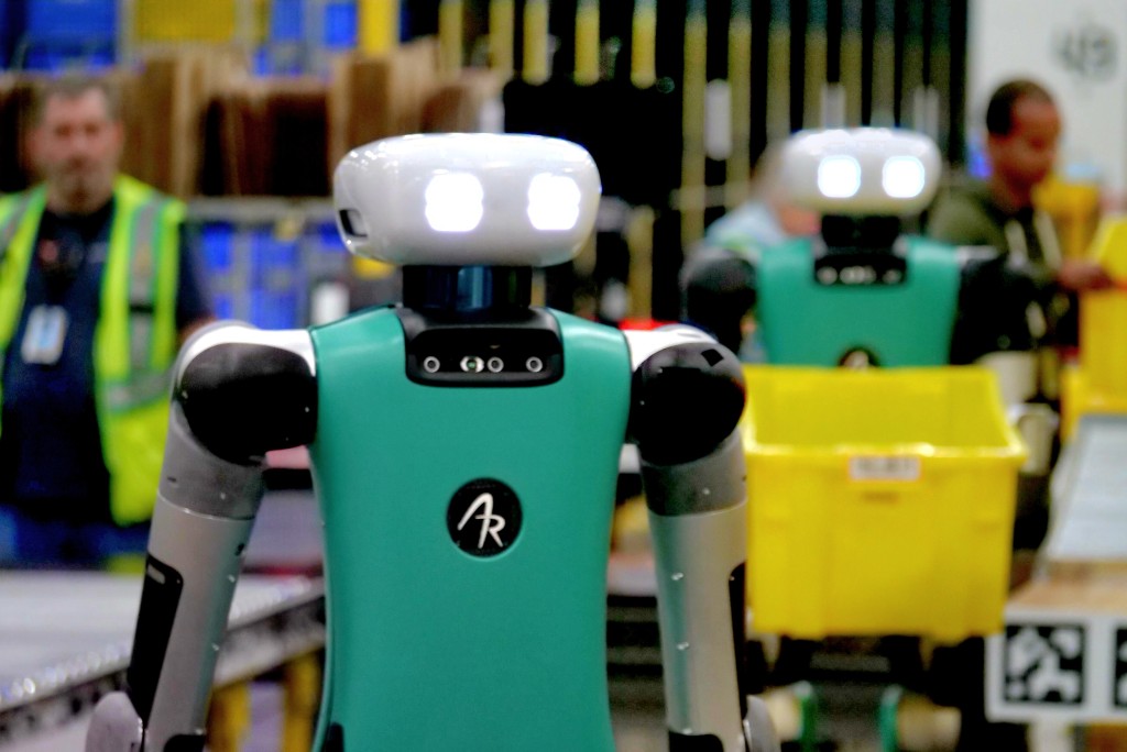 亞馬遜聘雇的人形機器人。