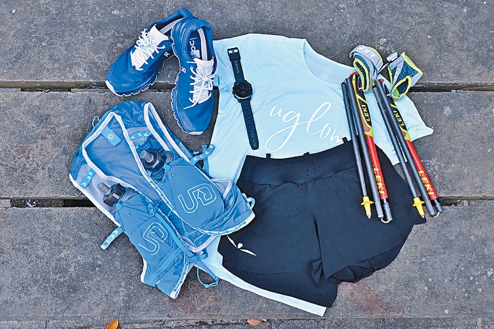 進行越野跑運動時，宜選用一系列舒適實用的裝備。