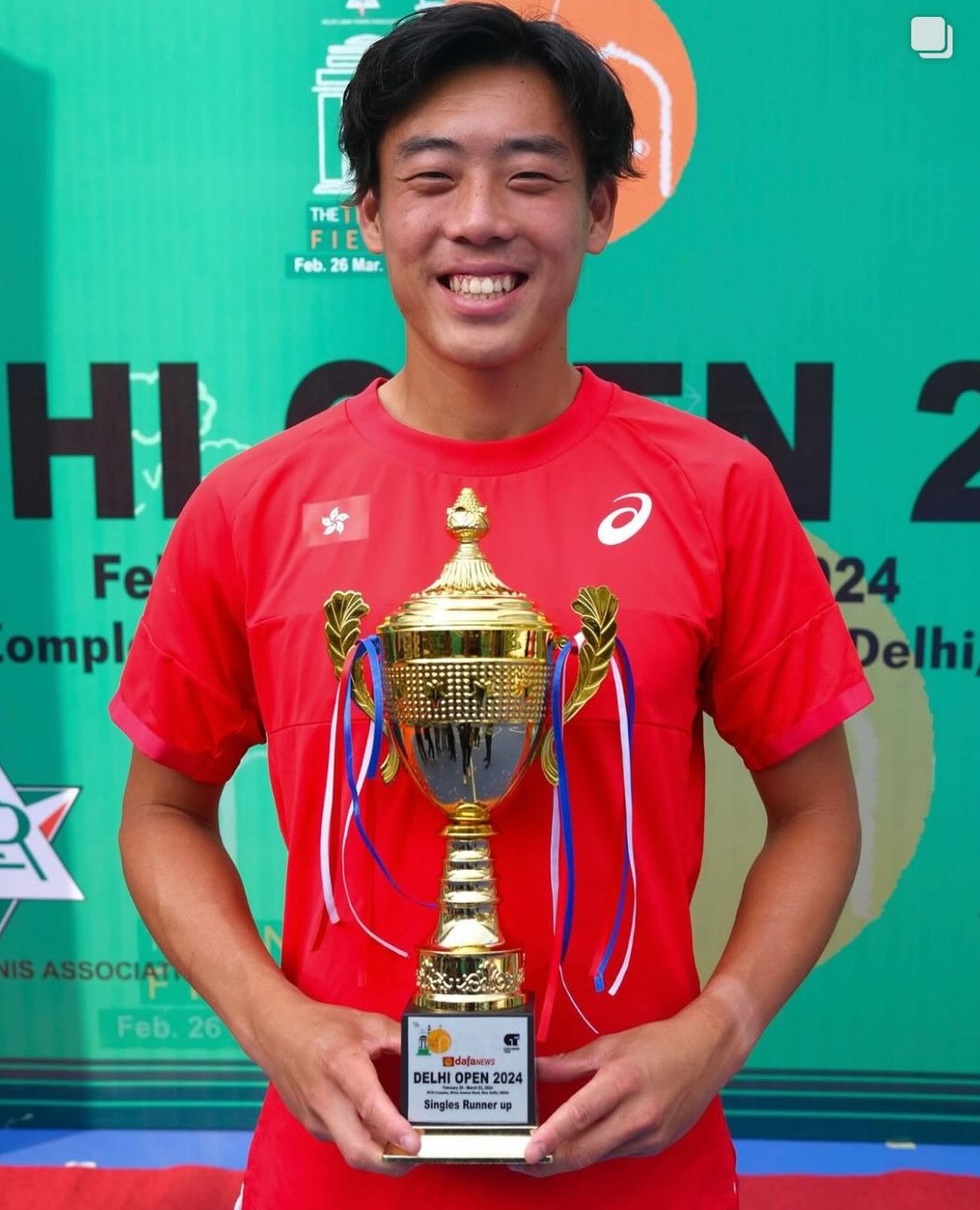 Coleman拿著今年第一個亞軍獎盃, 他賽後坦言對未能奪冠有點失望. 黃澤林IG 