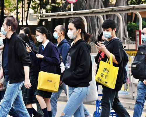 政府實施多項措施應對第四波疫情。
