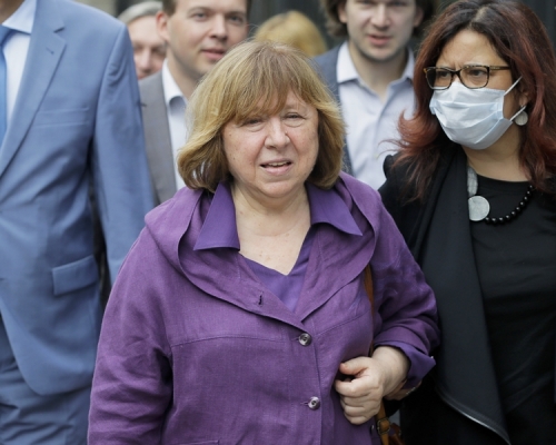 2015年诺贝尔文学奖得主白俄罗斯女作家阿列克西耶维奇。AP相片