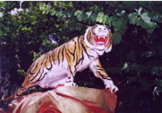 萬金油花園內有不少老虎雕塑。圖：香港歷史文物-保育.活化