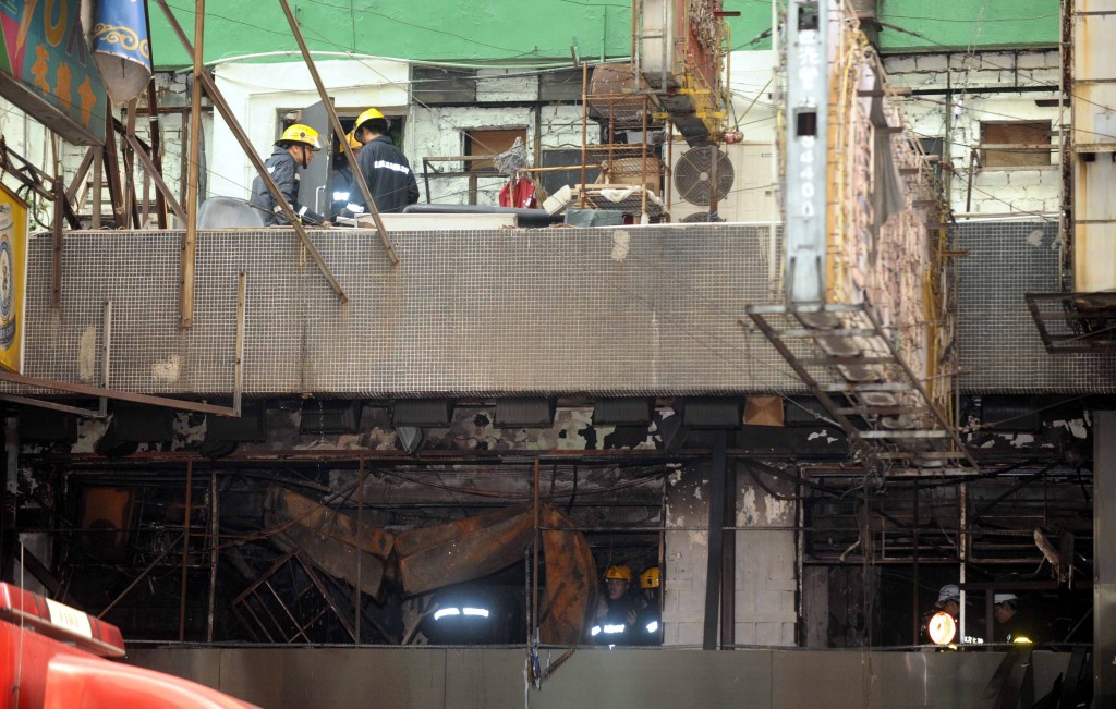 消防處出動超過200名消防員救火。資料圖片