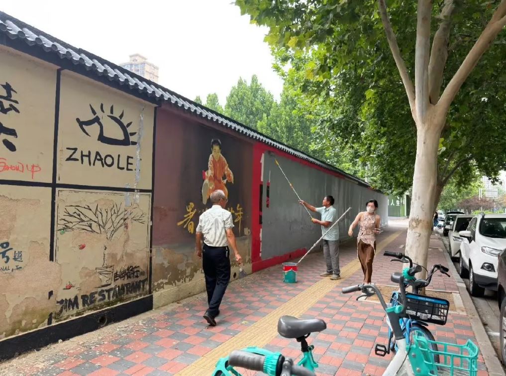 石家庄摇滚之墙无预警被油漆覆蓋，在网上引来一片负评。抖音