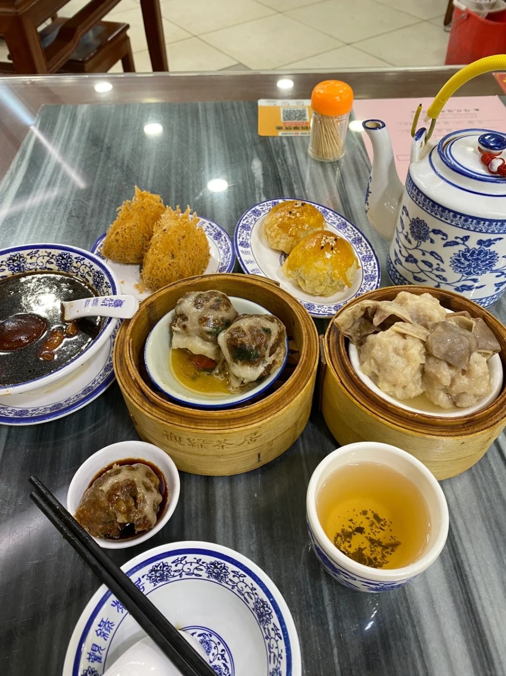 广州“5.1”实施早茶新规，对点心及茶位费等有规管。小红书＠清一