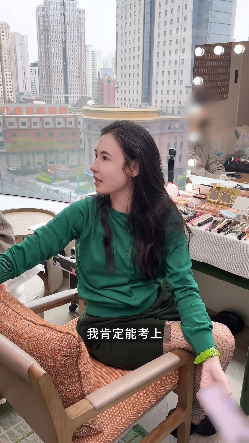 張栢芝指大仔Lucas用極堅定的眼神,保證一定會成功考到車牌。 張栢芝指大仔Lucas用極堅定的眼神,保證一定會成功考到車牌。