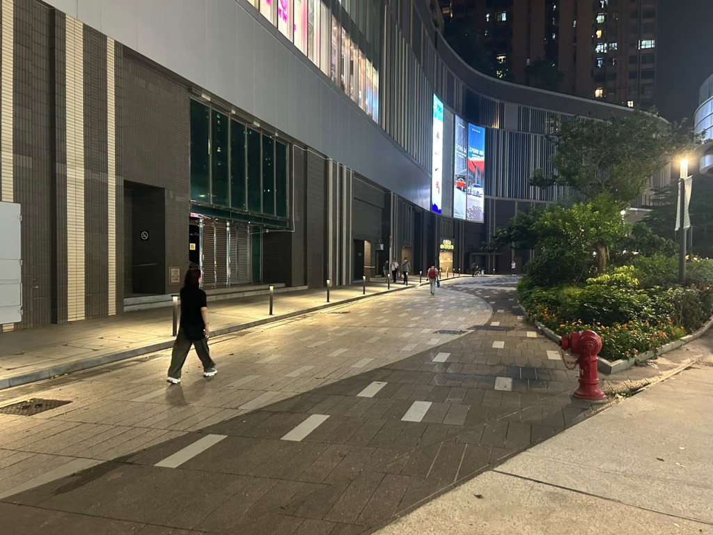 現場為元朗YOHO一帶。曾志恆攝 現場為元朗YOHO一帶。曾志恆攝